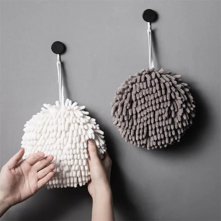 Fluffy Round Towel