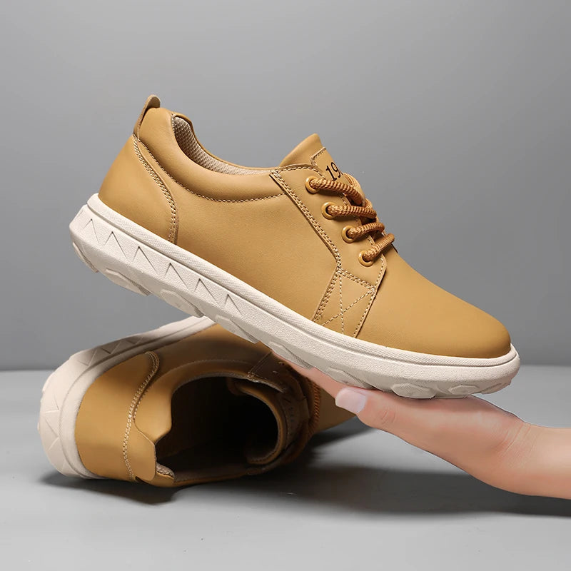 Hartley Comfort Sneakers